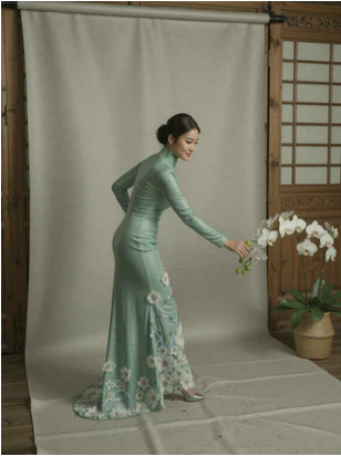Context view of the mint green floral qipao proposal